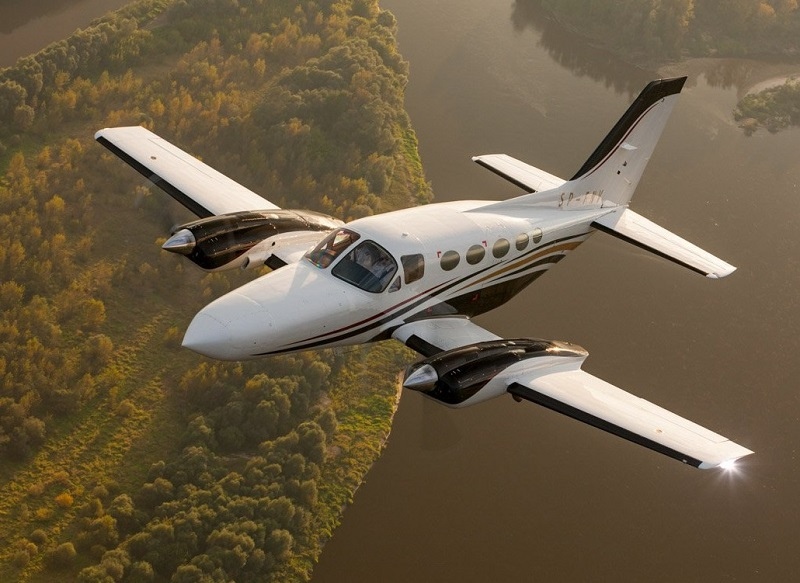 EKF1WzGW4AEvOPA_1280x0_426