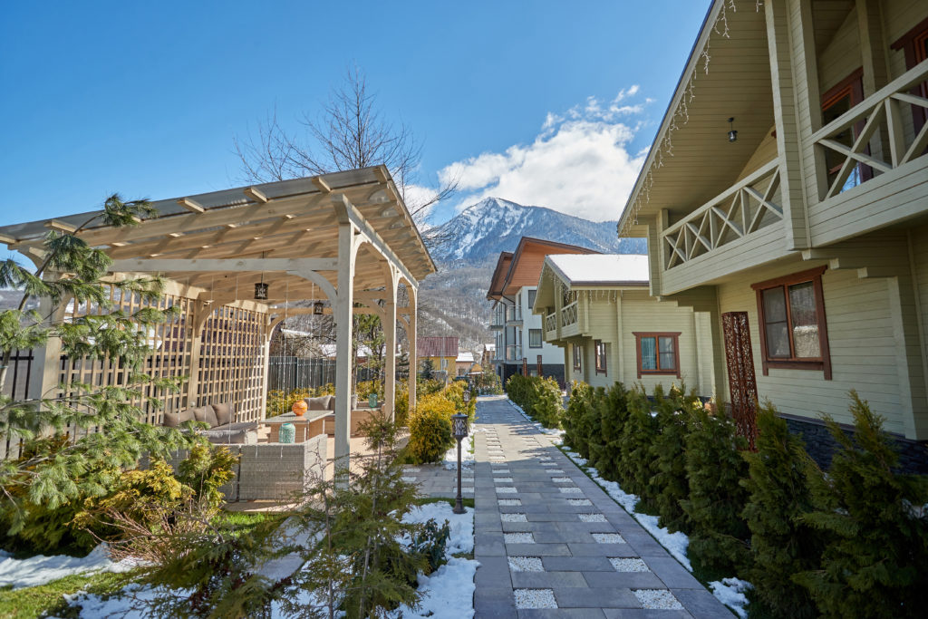 Отель Hills Polyana Hotel в Гаграх