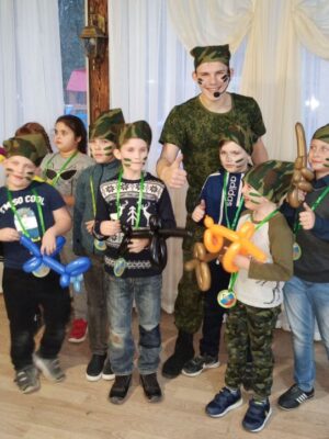 Военная вечеринка для детей с аниматорами в Гаграх