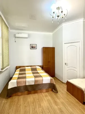 Четырехместный однокомнатной стандарт (у террасы)