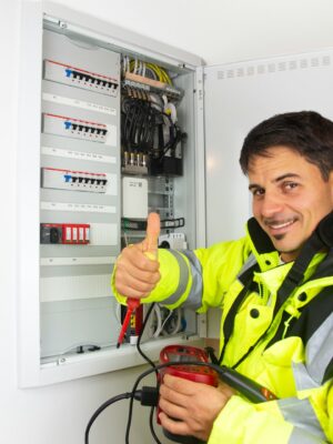 Срочный вызов аварийного электрика